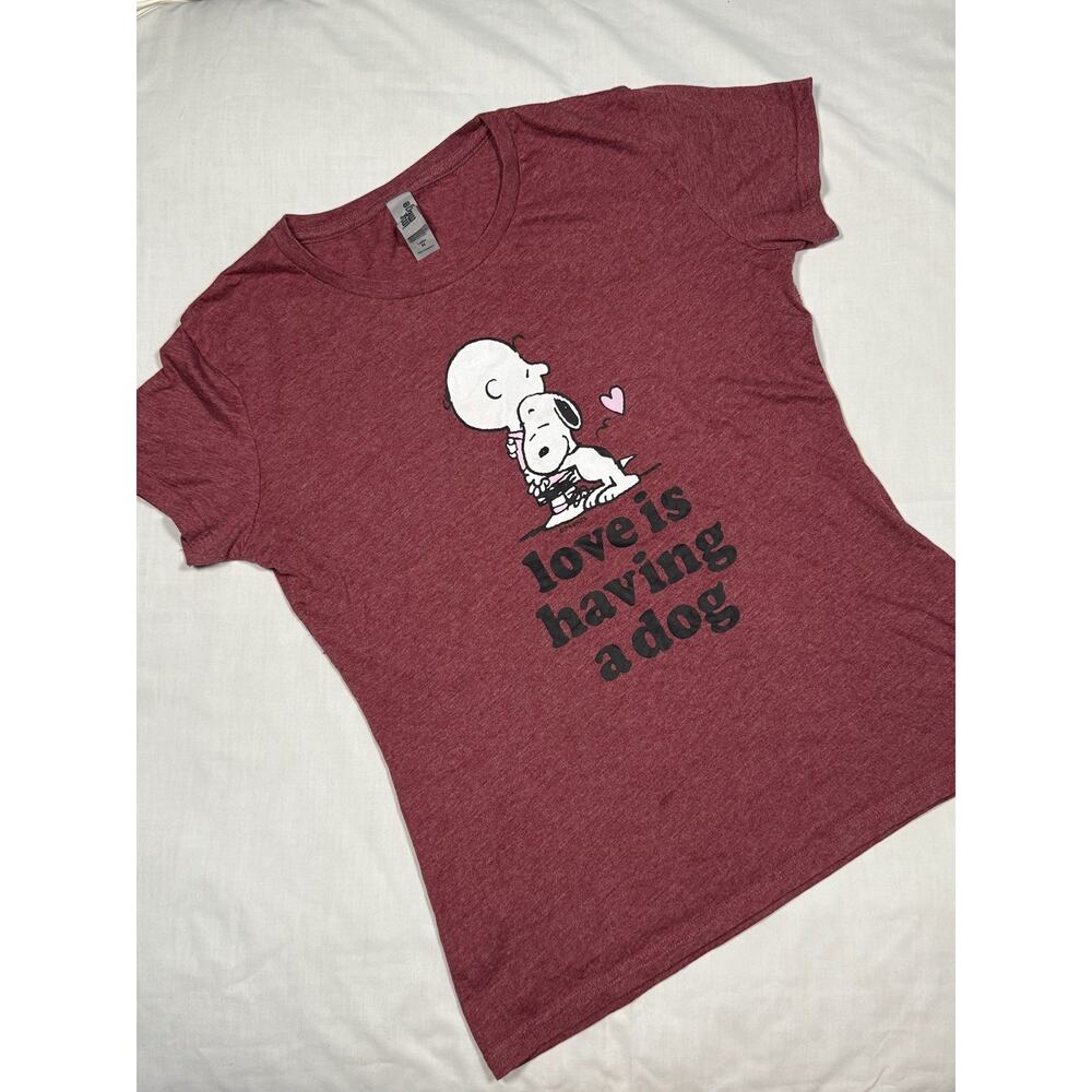 Snoopy Charlie Brown “Love Is Having a Dog” Tee Ladies - M - Red